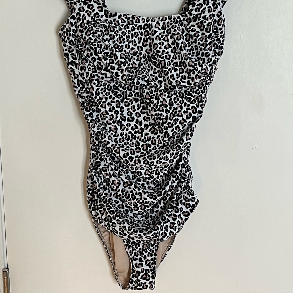 The Savannah One Piece Swimsuit - Picture 12 of 14